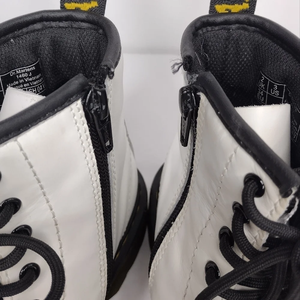 Dr Martens 1460 J White Lace Up Combat Boots Sz 3